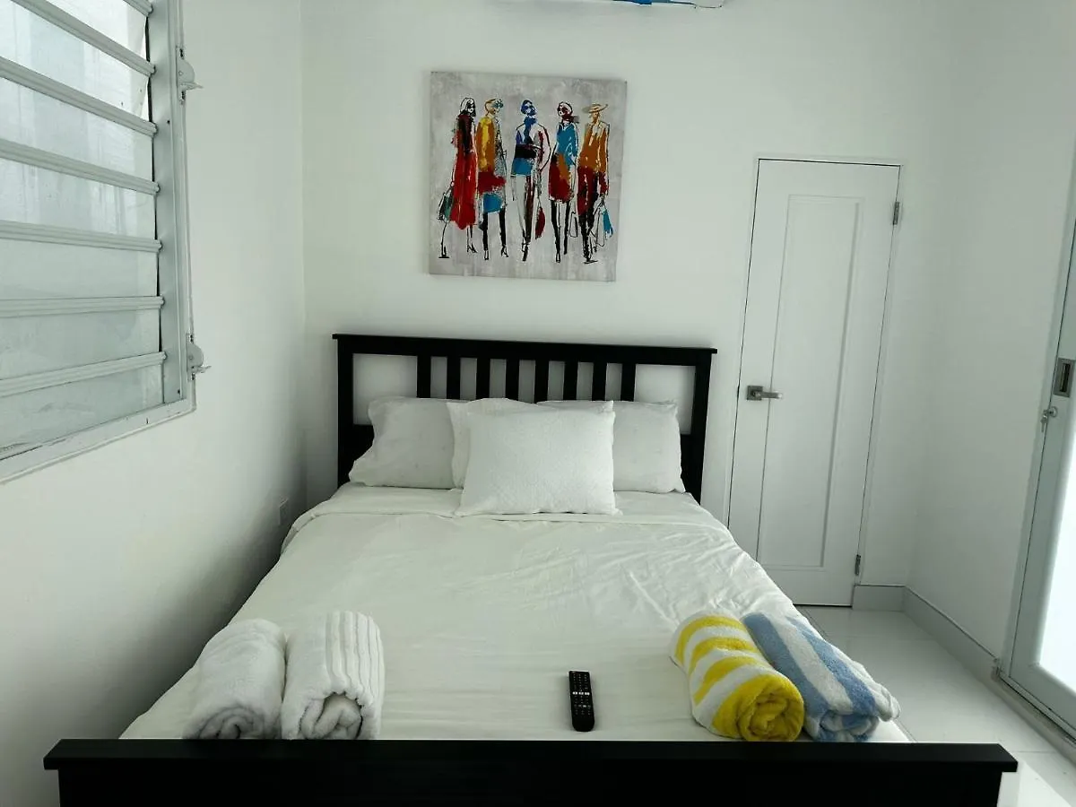 Apartment Gorgeous 1-Bedroom Beachside Suite San Juan