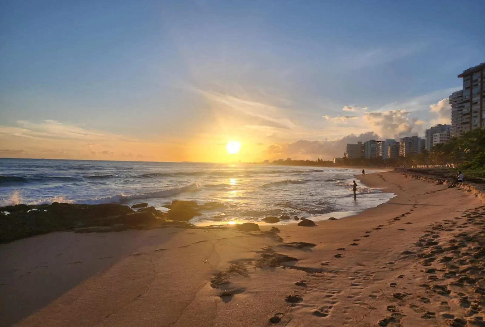 Apartment Gorgeous 1-Bedroom Beachside Suite San Juan